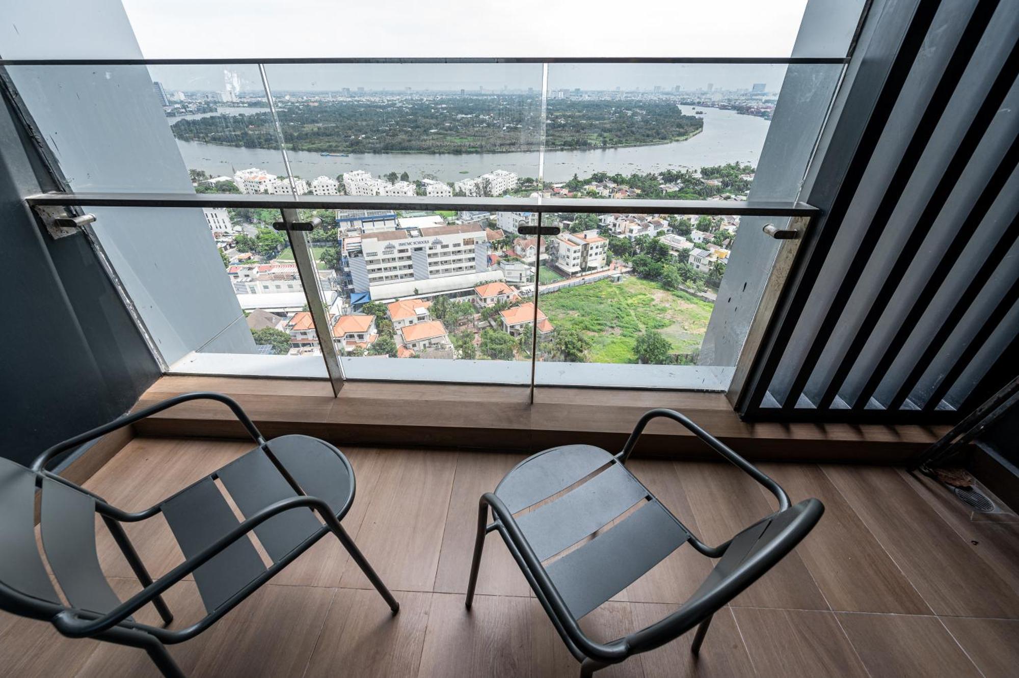 Lumiere Riverside - Raymond Holm - Luxurious 5-Star Apartment Cidade de Ho Chi Minh Exterior foto