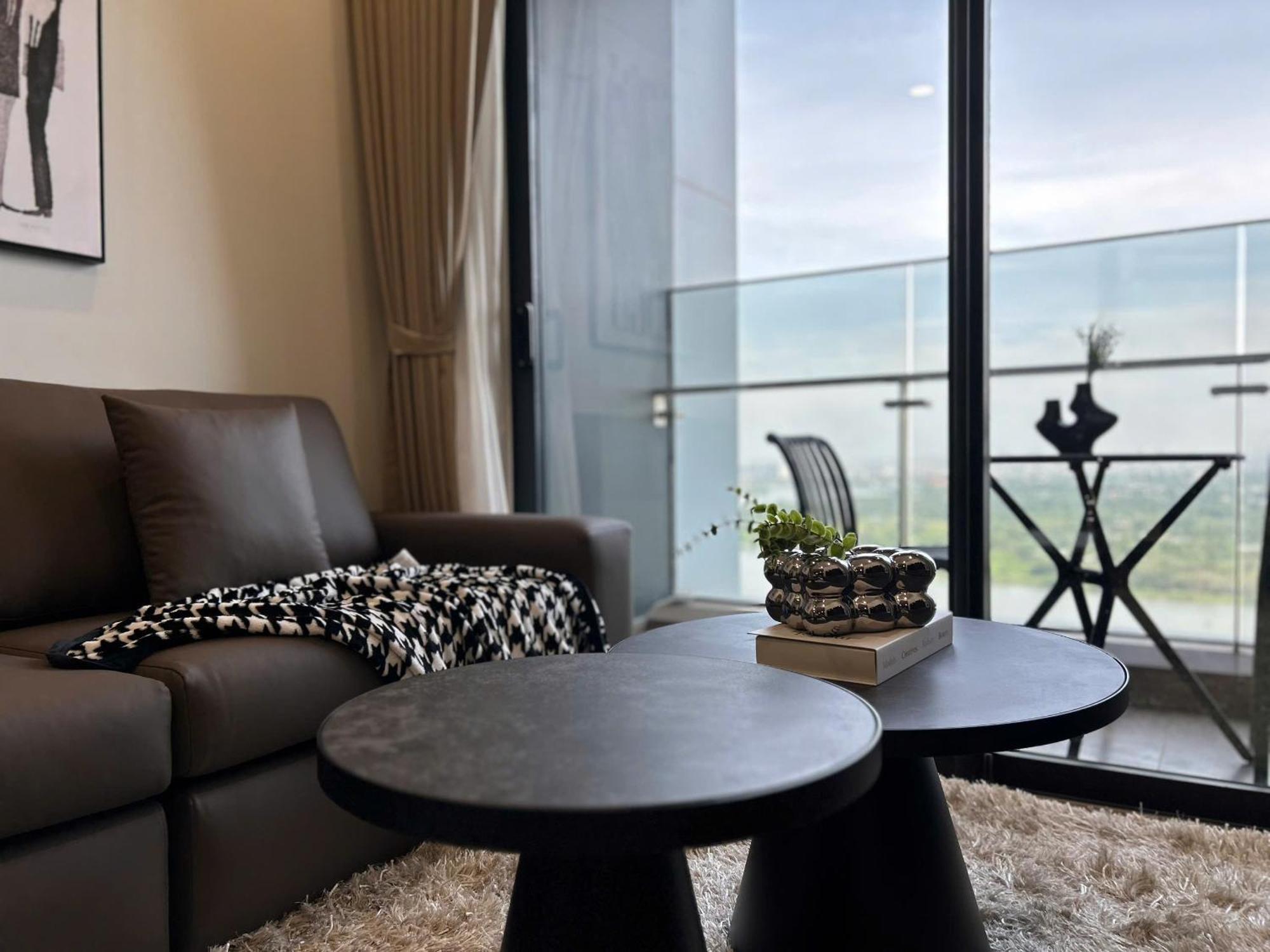 Lumiere Riverside - Raymond Holm - Luxurious 5-Star Apartment Cidade de Ho Chi Minh Exterior foto